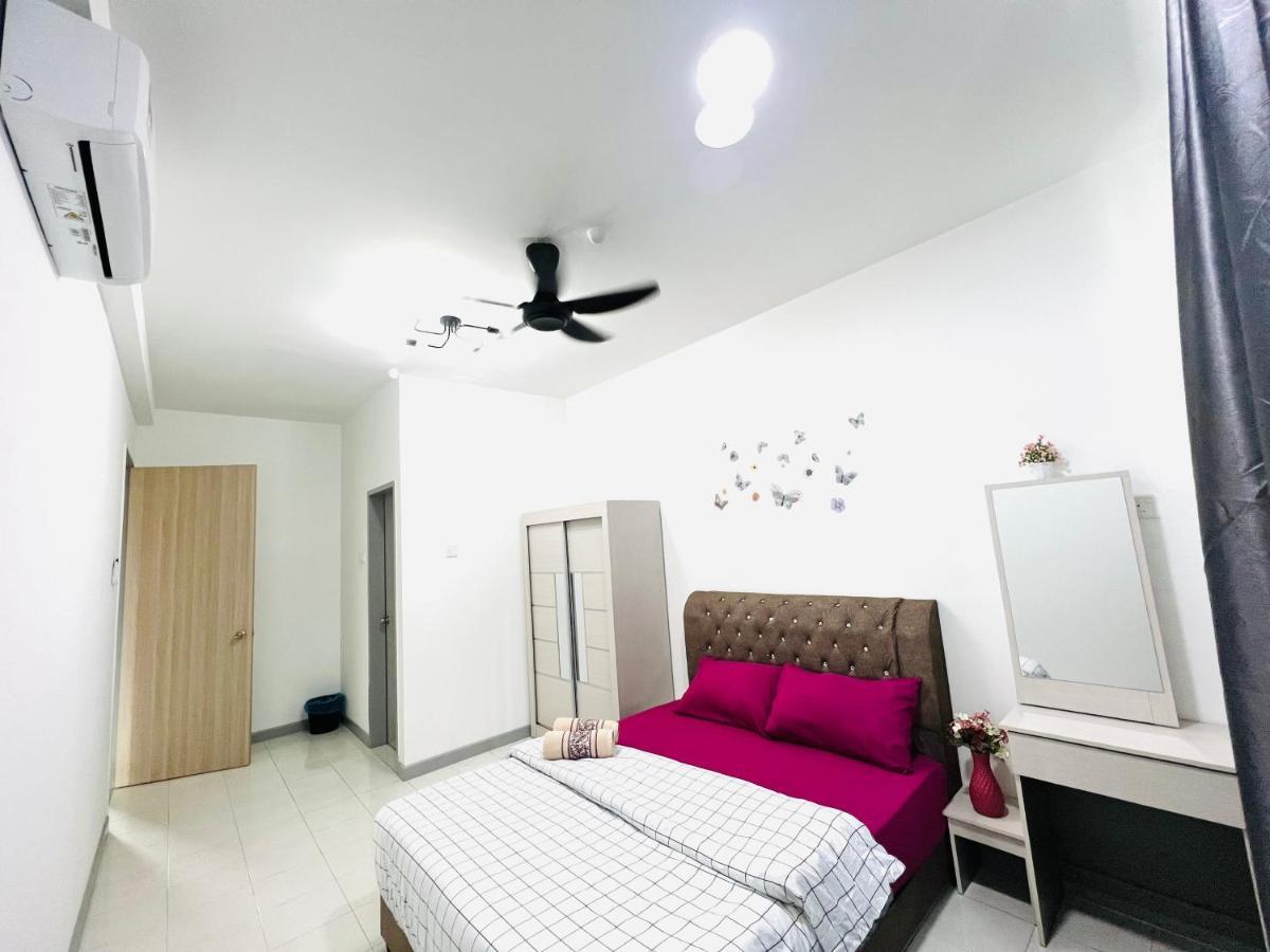 Ureshii Homestay Ladang Tanjung Kuala Terengganu With Pool Екстериор снимка